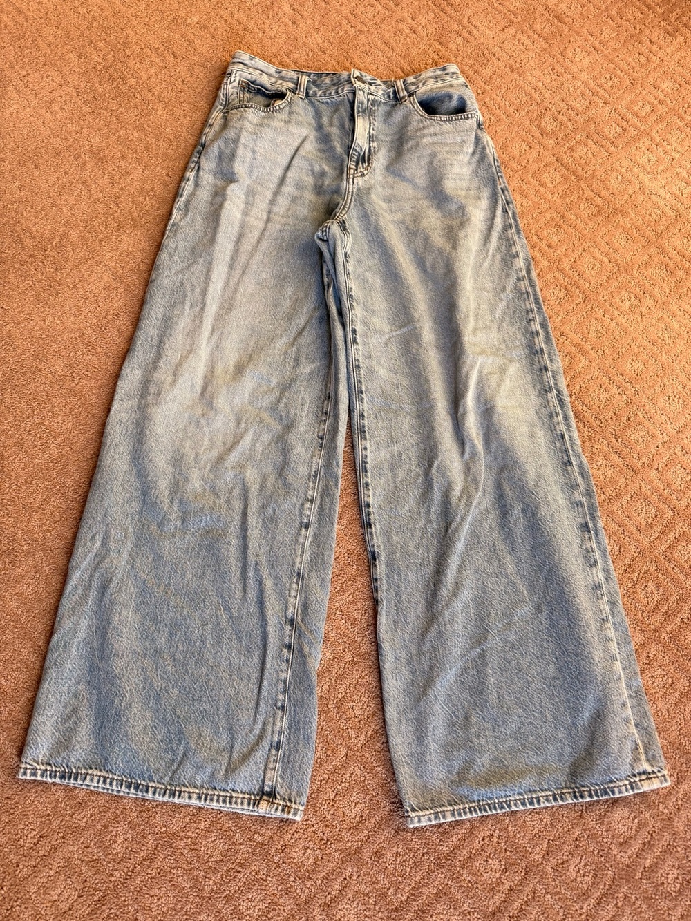 Madewell Curvey Super Wide-Leg Jeans (size 29)